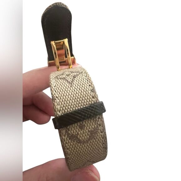 LOUIS VUITTON Monogram Mini Lin Wish Bracelet - Picture 5 of 14